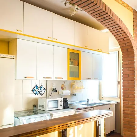 [mari E Monti] In Centro